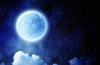 These 4 Zodiac Signs Will Be Affected The Most By The December 2022 Full Moon