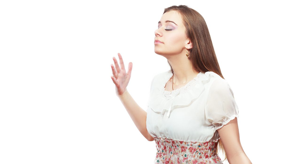 Spiritual Meaning Of Smelling Someone When They Aren't There